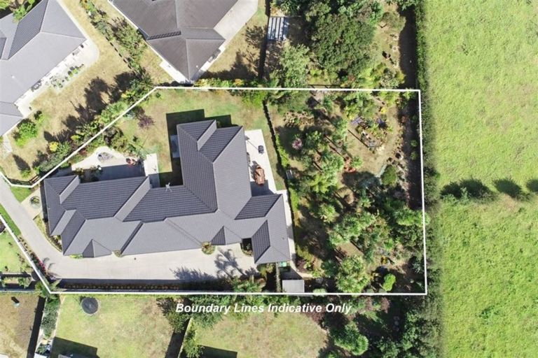 Photo of property in 32 Searle Drive, Patumahoe, Pukekohe, 2679