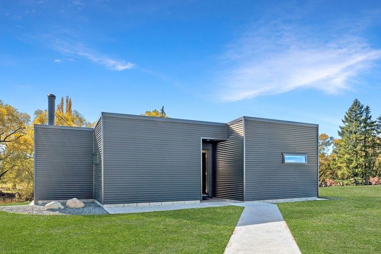 Photo of property in 254 Glen Lyon Road, Twizel, 7901