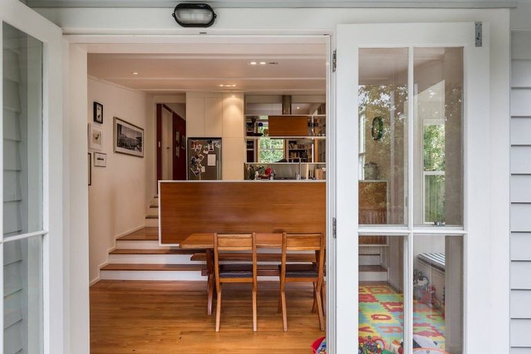 Photo of property in 39 Glenbervie Terrace, Thorndon, Wellington, 6011