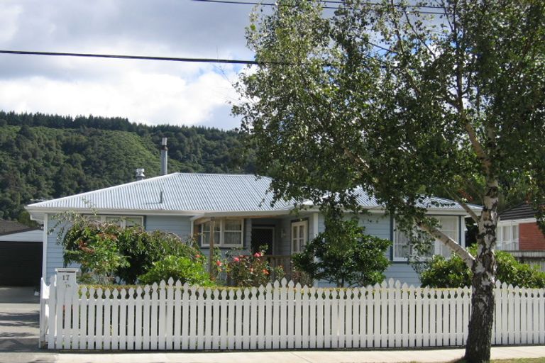 Photo of property in 17 Ruahine Street, Trentham, Upper Hutt, 5018