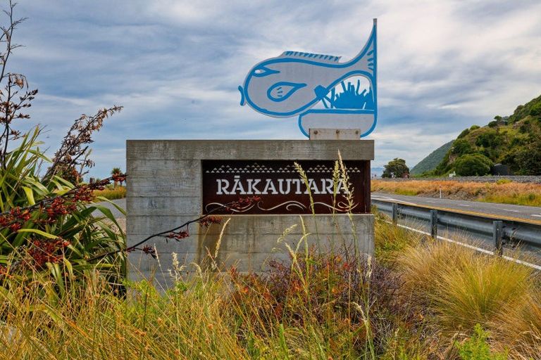Photo of property in 2009 State Highway 1, Half Moon Bay, Kaikoura, 7371