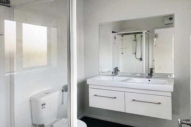 Photo of property in 28 John Campbell Crescent, Hillmorton, Christchurch, 8024