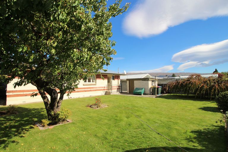 Photo of property in 67 Royal Terrace, Alexandra, 9320