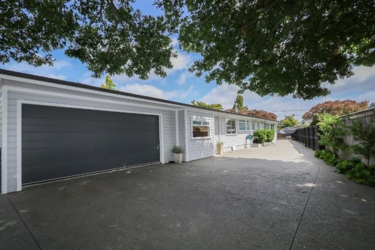 Photo of property in 28 Pulham Crescent, Queenwood, Hamilton, 3210