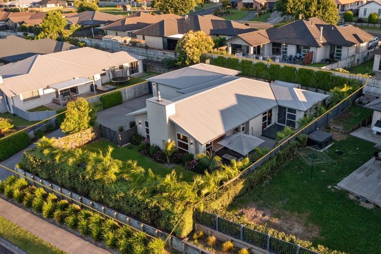 Photo of property in 27 Bertrowe Drive, Ohauiti, Tauranga, 3112