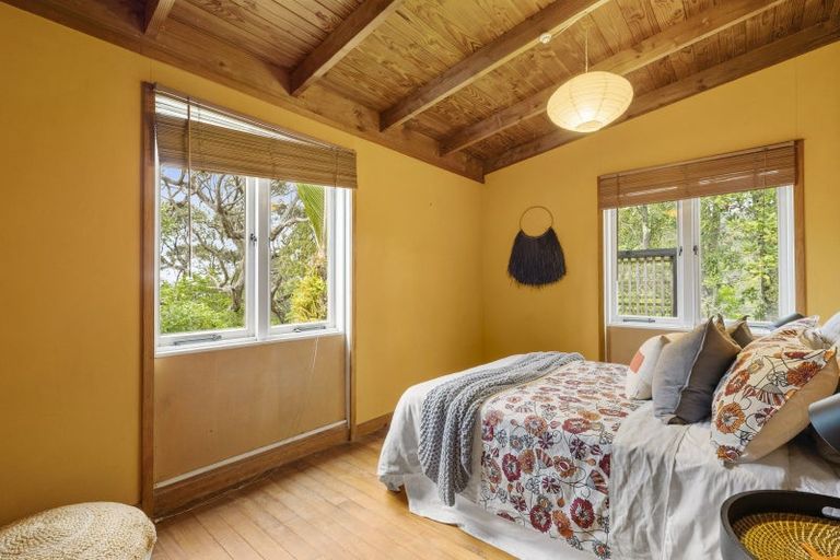 Photo of property in 6 Brown Road, Ohope, 3121