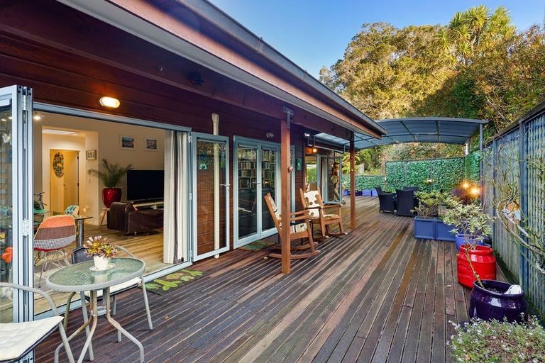 Photo of property in 82 Te Moana Road, Waikanae Beach, Waikanae, 5036