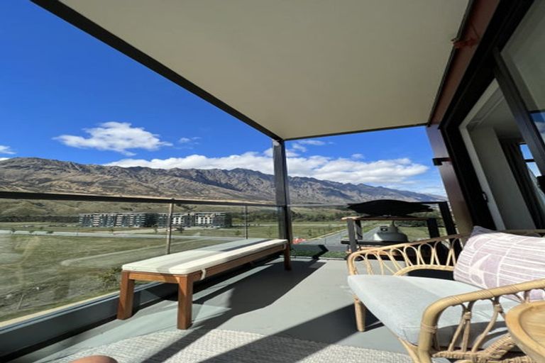Photo of property in 305/34 Red Oaks Drive, Frankton, Queenstown, 9300