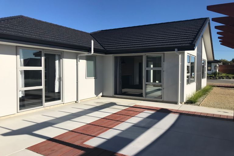 Photo of property in 5 Carmello Grove, Richmond, 7020