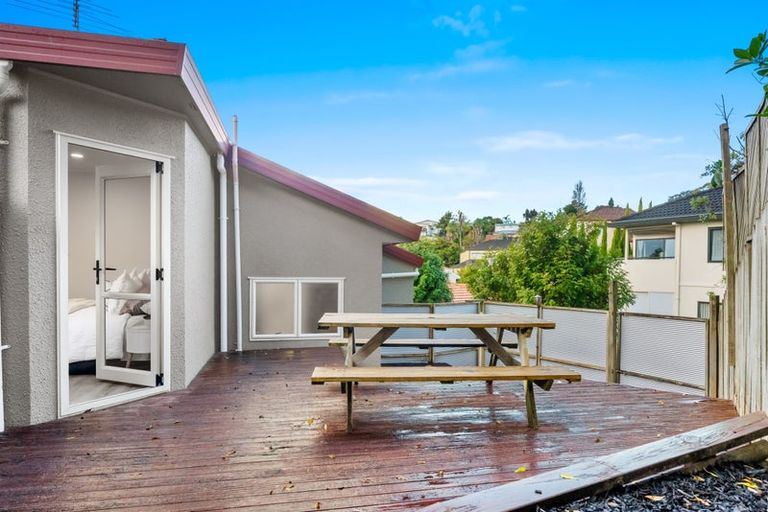 Photo of property in 18a Jacanas Place, Unsworth Heights, Auckland, 0632
