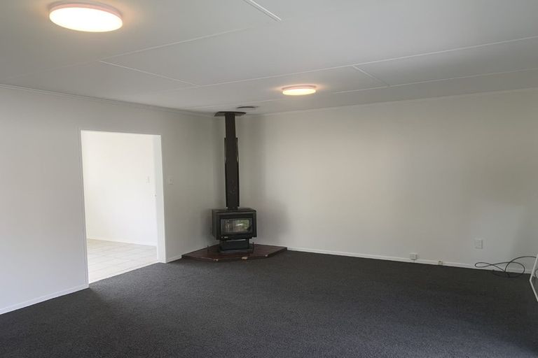 Photo of property in 91 Norana Road, Timberlea, Upper Hutt, 5018