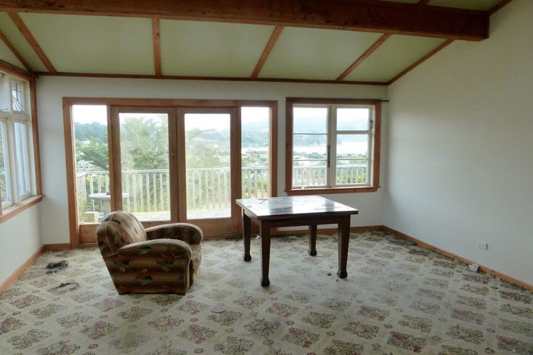 Photo of property in 70 Oxley Crescent, Broad Bay, Dunedin, 9014