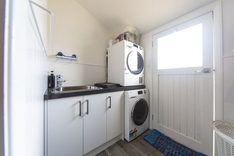 Photo of property in 36 Botanical Road, Takaro, Palmerston North, 4412