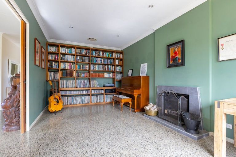 Photo of property in 1/239 Lake Ferry Road, Martinborough, 5781