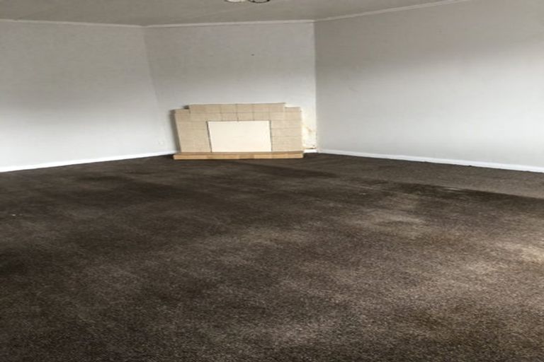 Photo of property in 236 Sutherland Road, Lyall Bay, Wellington, 6022