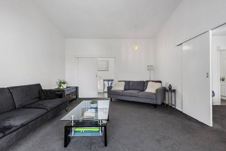 Photo of property in 76 Trafalgar Street, St Albans, Christchurch, 8014