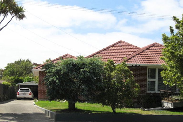 Photo of property in 50 Fovant Street, Russley, Christchurch, 8042