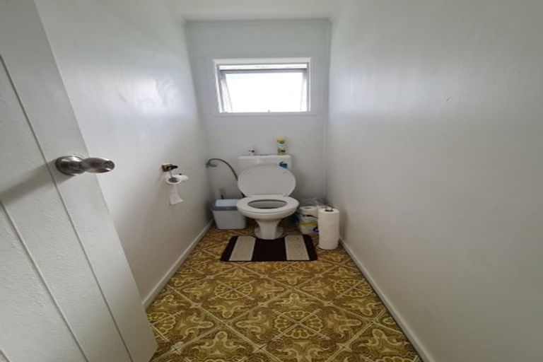 Photo of property in 2/54 Ambler Avenue, Glen Eden, Auckland, 0602