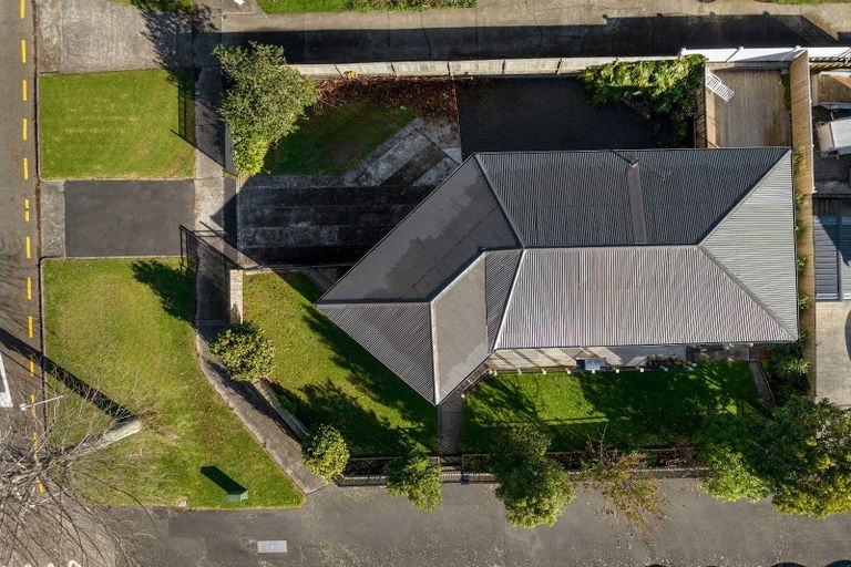 Photo of property in 22 Tenth Avenue, Tauranga, 3110