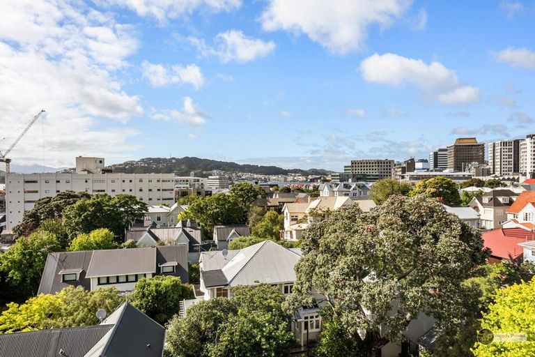 Photo of property in Hobson Court Flats, 58/70 Hobson Street, Thorndon, Wellington, 6011