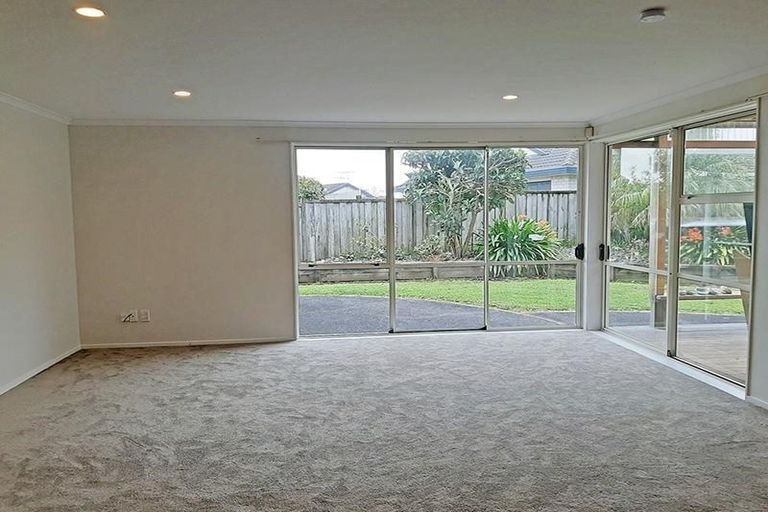 Photo of property in 7 Glencullen Place, Dannemora, Auckland, 2016