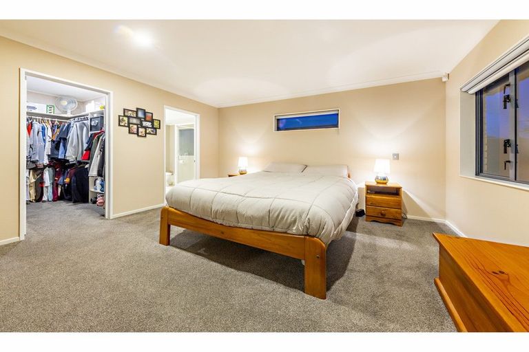 Photo of property in 13 Dunaff Place, Flat Bush, Auckland, 2019