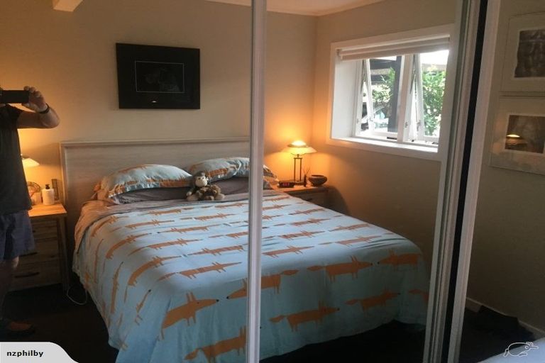 Photo of property in 1/1 Sylvan Park Avenue, Milford, Auckland, 0620