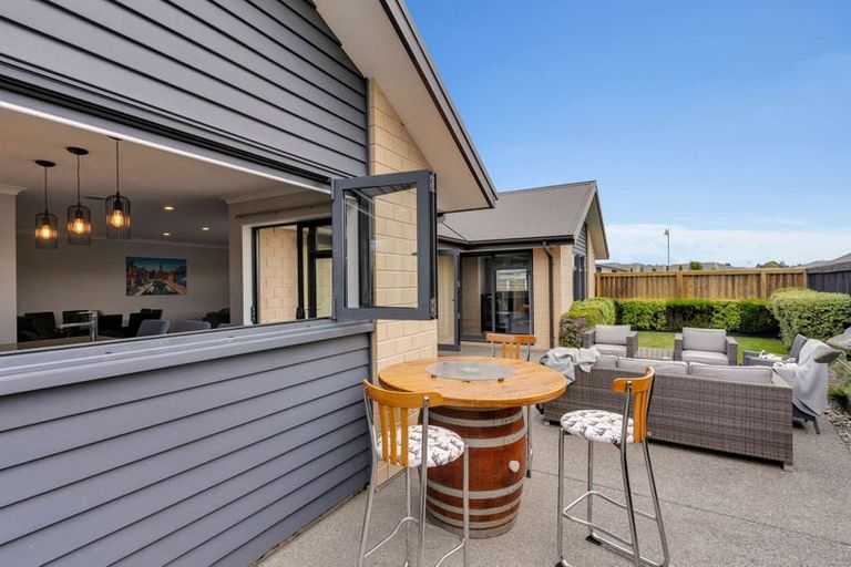 Photo of property in 23 Wakeman Way, Kaiapoi, 7630