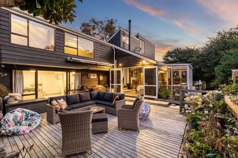 Photo of property in 6 Anchor Lane, Whitby, Porirua, 5024