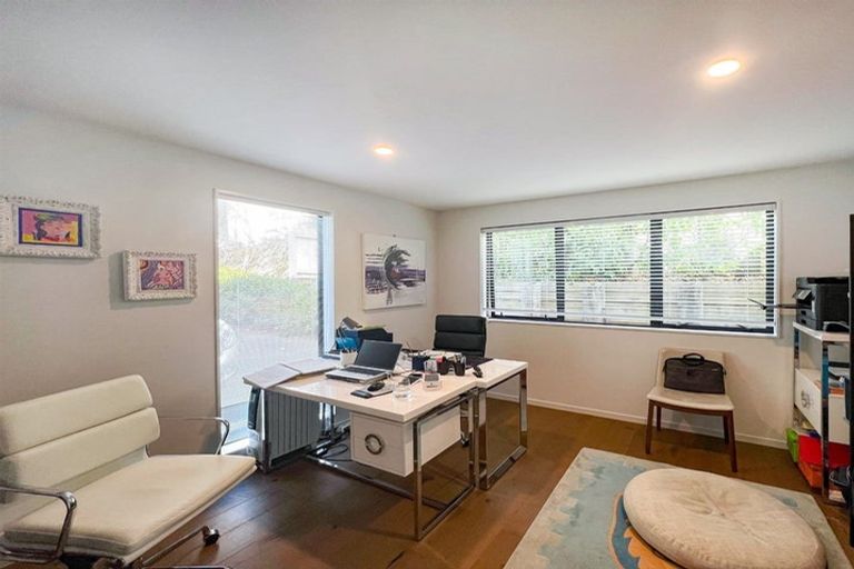 Photo of property in 9a Beacon Avenue, Campbells Bay, Auckland, 0630