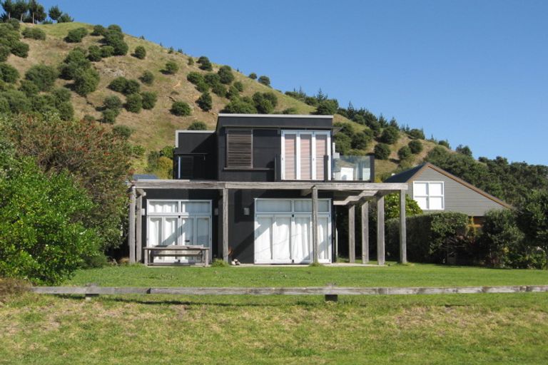 Photo of property in 20 Opito Bay Road, Opito Bay, Whitianga, 3592