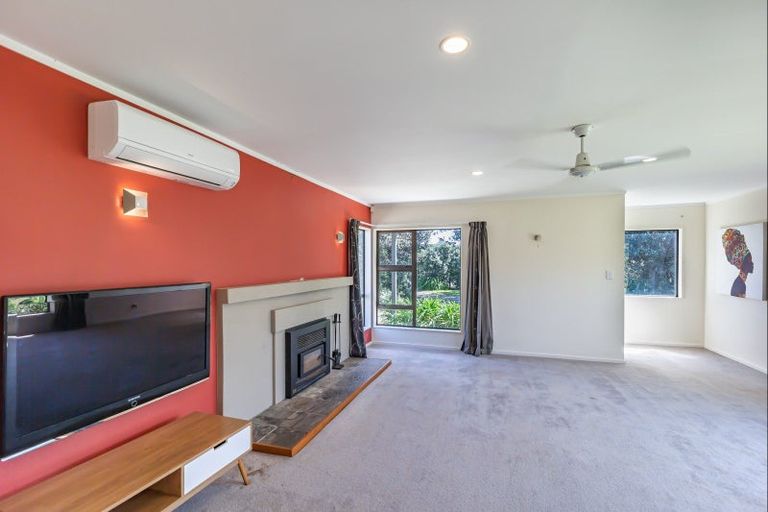 Photo of property in 20 Rua Avenue, Waitarere Beach, Levin, 5510
