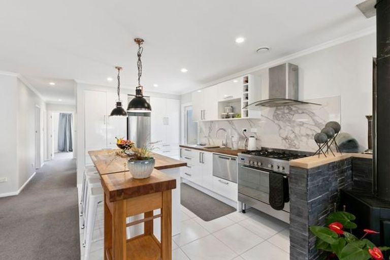 Photo of property in 60 Konini Street, Wainuiomata, Lower Hutt, 5014