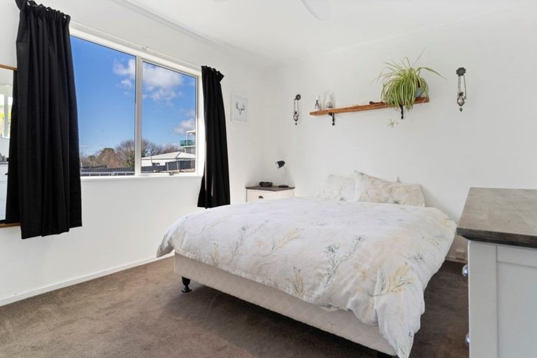 Photo of property in 3 Marjorie Lane, Papamoa Beach, Papamoa, 3118