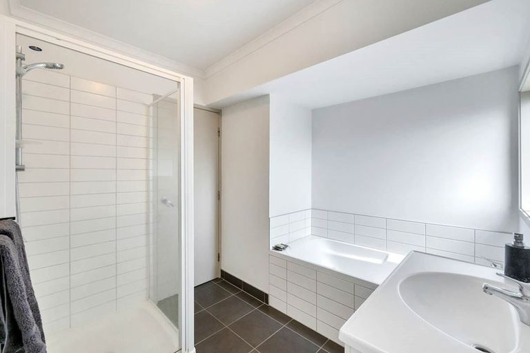 Photo of property in St Claire Village, 35/172 Mcleod Road, Te Atatu South, Auckland, 0610