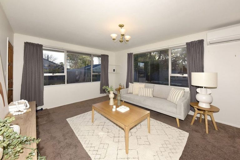 Photo of property in 2/36 Compton Street, Woolston, Christchurch, 8062