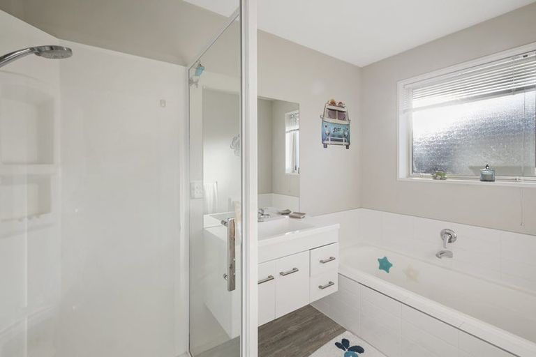 Photo of property in 19 Wyatt Street, Kaiapoi, 7630