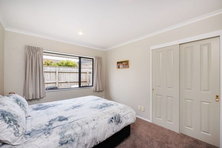 Photo of property in 147 Pacific Drive, Fitzherbert, Palmerston North, 4410