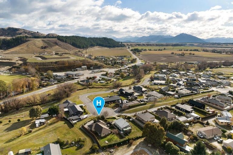 Photo of property in 2 Alice Burn Drive, Luggate, Cromwell, 9383