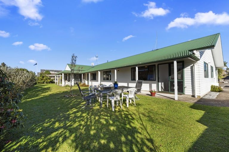 Photo of property in 160 Boucher Avenue, Te Puke, 3119