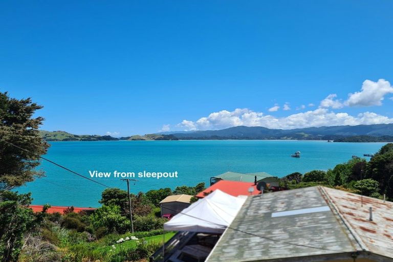 Photo of property in 36 Puriri Road, Te Kouma, Coromandel, 3581