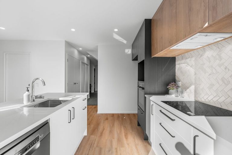 Photo of property in 2/28 Deloraine Street, Somerfield, Christchurch, 8024