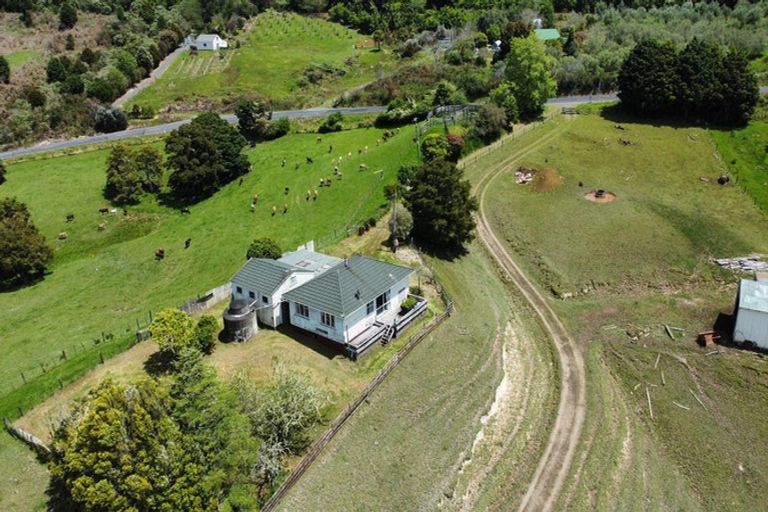Photo of property in 6584 Mangakahia Road, Kaikohe, 0474