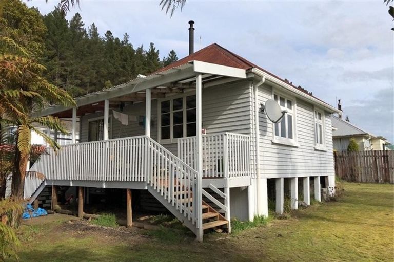 Photo of property in 10 Herald Street, Dobson, Greymouth, 7805