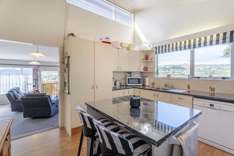 Photo of property in 11 Katarina Grove, Tawa, Wellington, 5028