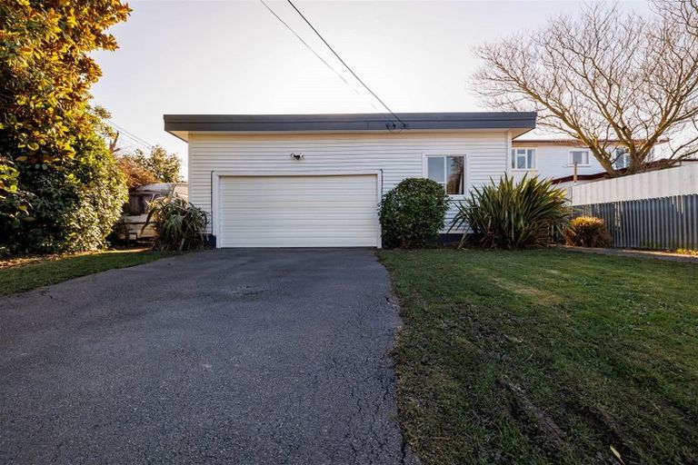 Photo of property in 313 Westminster Street, Mairehau, Christchurch, 8013