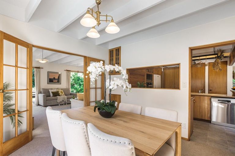 Photo of property in 6 Terrylyn Drive, Hillcrest, Auckland, 0627