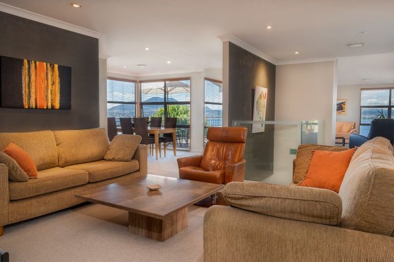 Photo of property in 18 Wakeman Road, Acacia Bay, Taupo, 3330