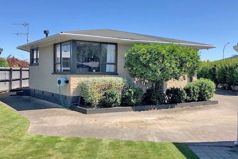 Photo of property in 12 Scotswood Place, Rangiora, 7400