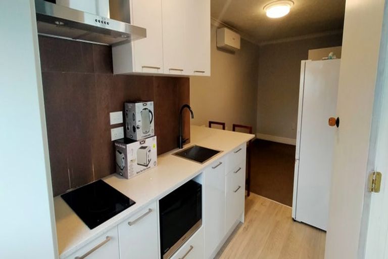 Photo of property in 49c Halswell Road, Hillmorton, Christchurch, 8025